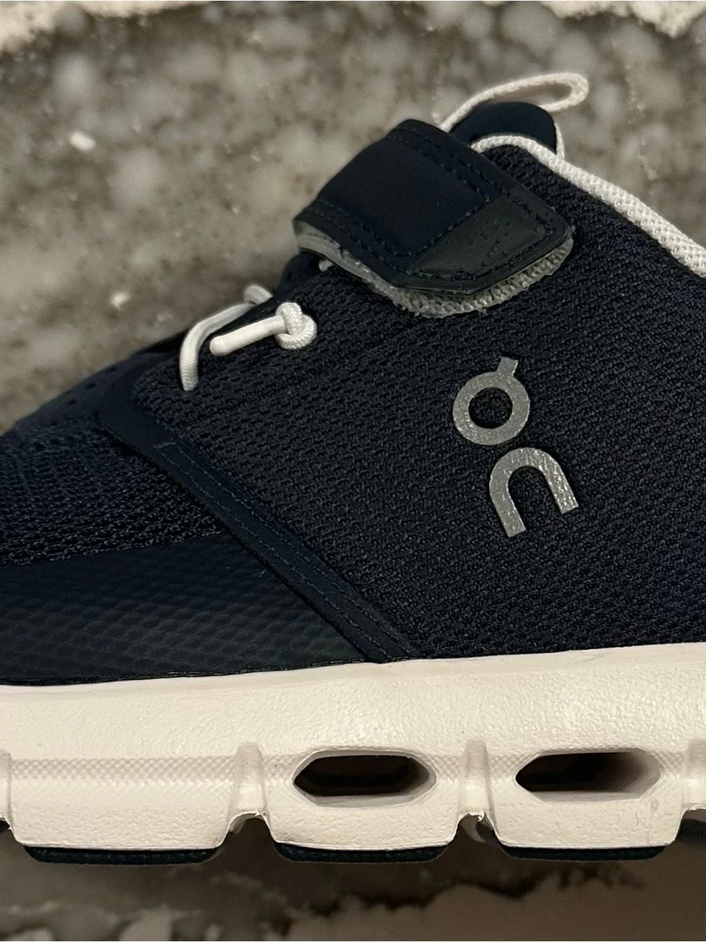 On Cloud Running Kids Navy and White Cloud Sneaker